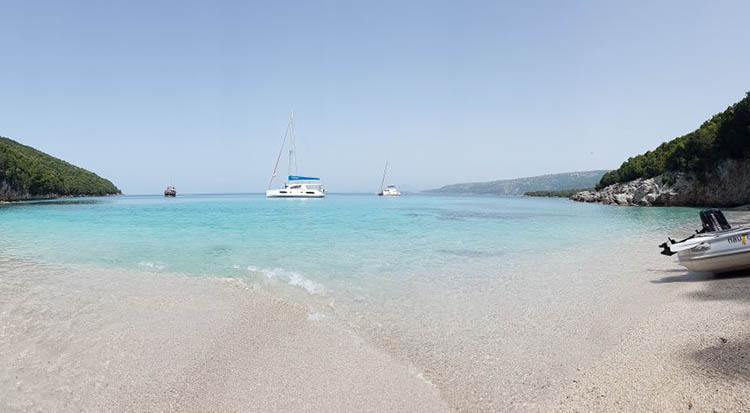 חופת יאכטה חלומית