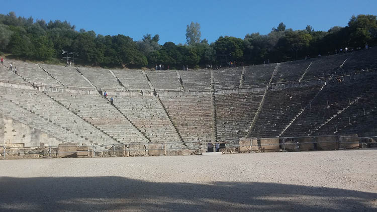 אמפי תאטרון